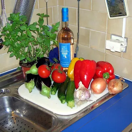 Alamic Apartment